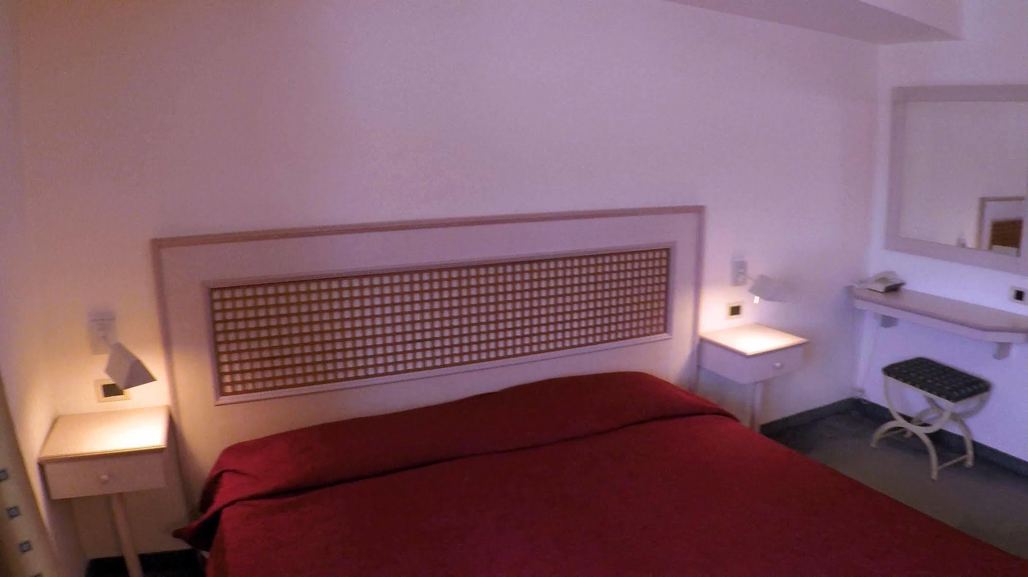 Grand Hotel Duchi D'Aosta Sestriere Bagian luar foto