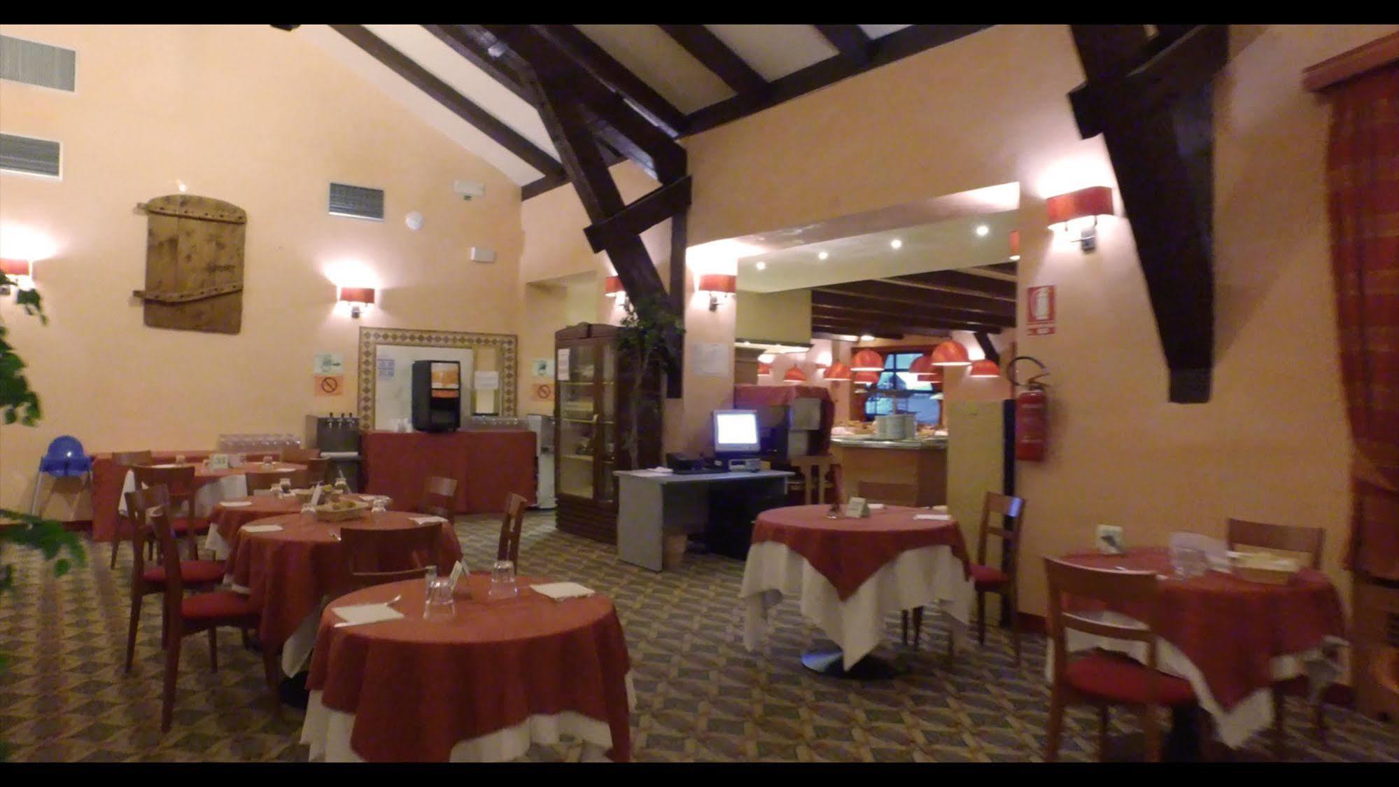 Grand Hotel Duchi D'Aosta Sestriere Bagian luar foto